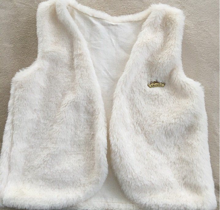 Altro abbigliamento per bambino: Kinder Gilet (104) – Usato da Grüningen venduto da tienda100