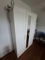 Kleiderschrank 