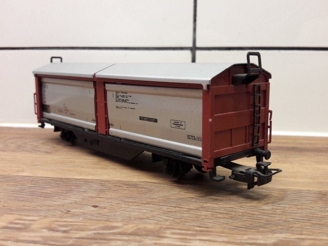 Märklin Modelleisenbahnen: Märklin HO AC : DB wagon couvert "Tbis" – Gebraucht aus Buttes von Cafe2005 2
