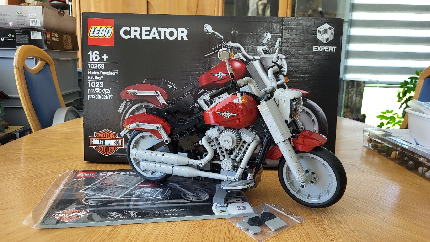 Lego Kit di costruzioni: LEGO Creator Expert Harley-Davidson Fat Boy 10269 – Nuovo (secondo la descrizione) da Unterägeri venduto da Kowi1