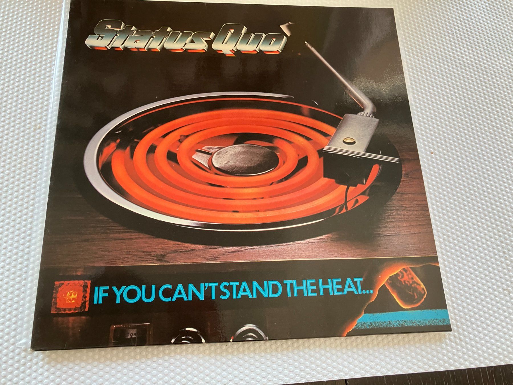 Dischi in vinile: Status Quo – Usato da Aarwangen venduto da Jukebox3