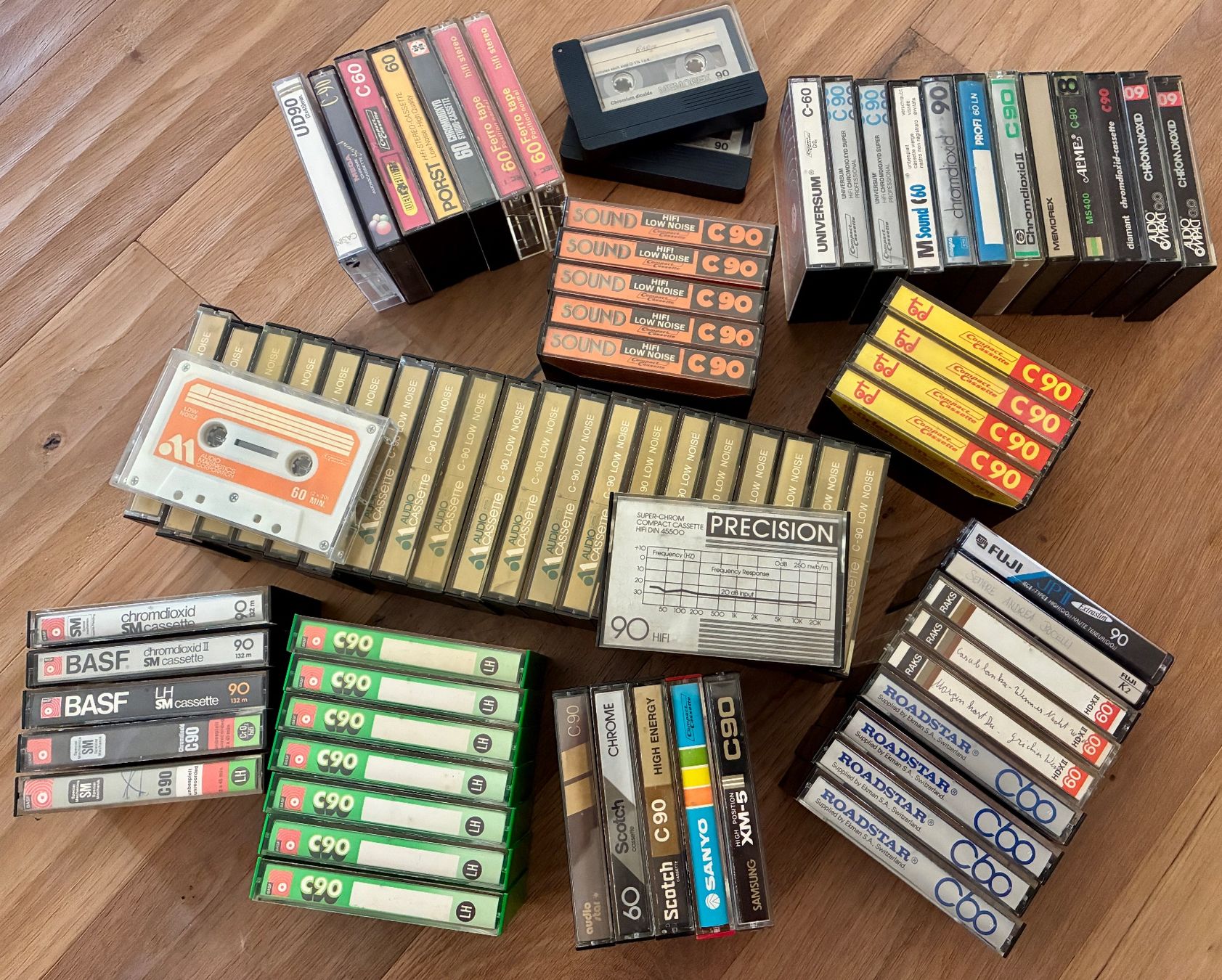 Musicassette: 100 Audio Kassetten, Diverse,  Gebraucht, – Usato da Buchberg venduto da ICM-Tapefan-1961-MCS