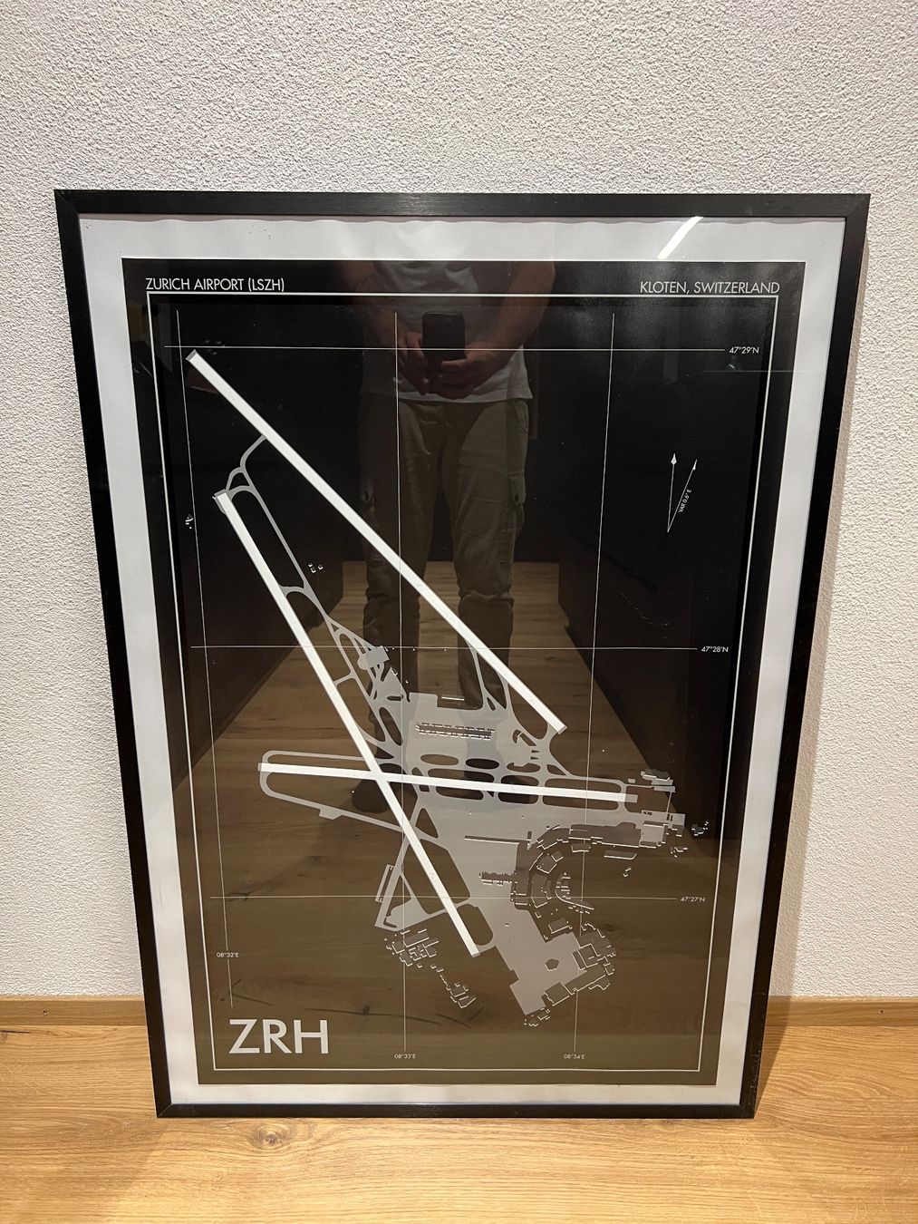 Foto & Immagini: Zürich Flughafen LSZH Bild – Usato da St. Antönien venduto da Bekrut