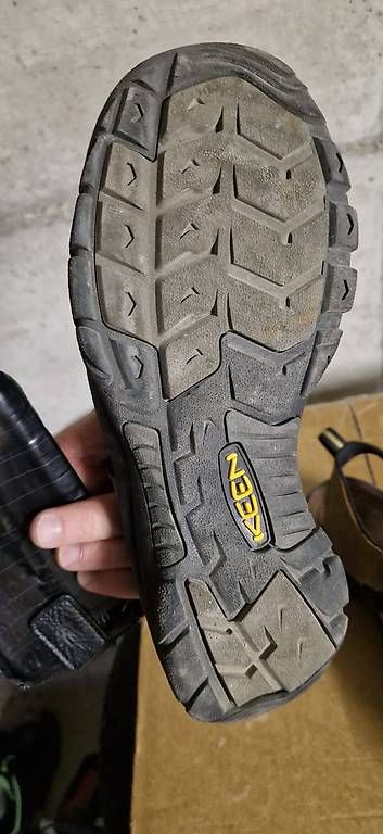 Scarpe da donna: Keen sandale robust  – Usato da Aeschau venduto da Marc311994 2