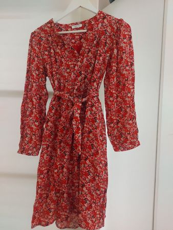 Robe Carol