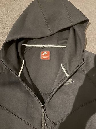 Nike Tech Fleece M