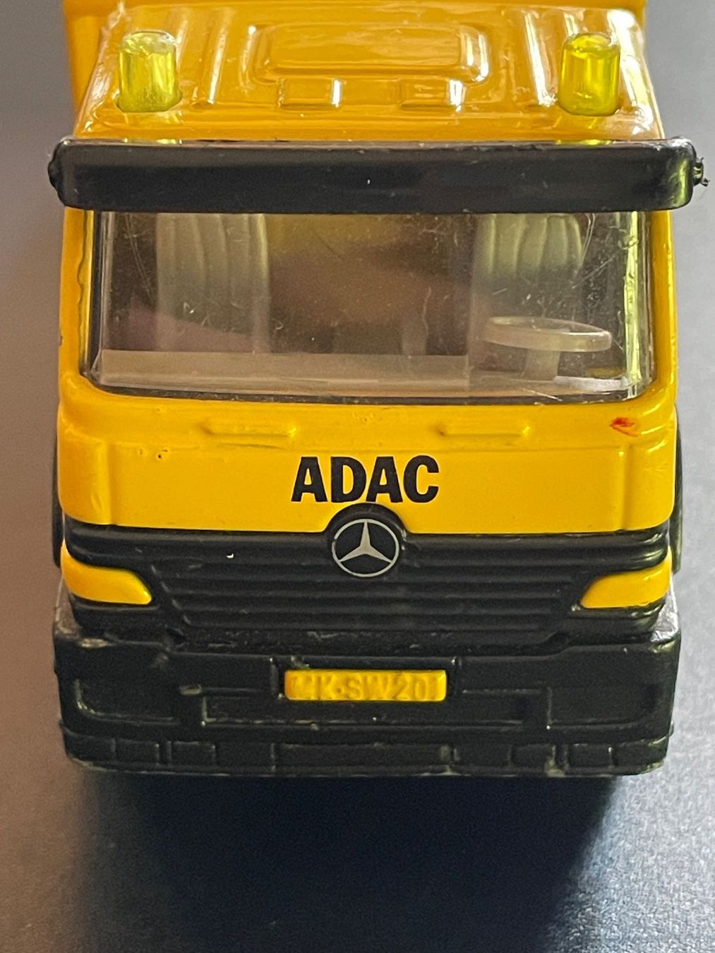 Siku Modellini d'auto: Siku  ADAC Strassendienst Abschleppwagen – Usato da Volketswil venduto da rubin74 5