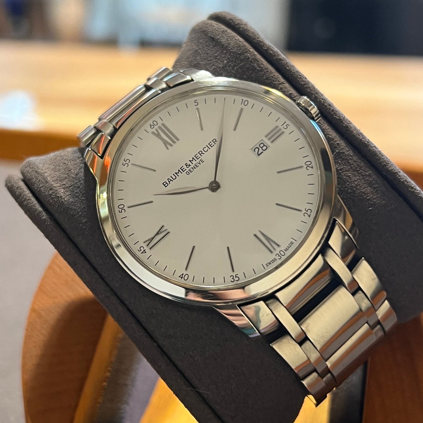 Baume & Mercier Uhren: Baume & Mercier Classima White Dial Quartz Date 65809 – Gebraucht aus Carouge GE von Watchaser 7