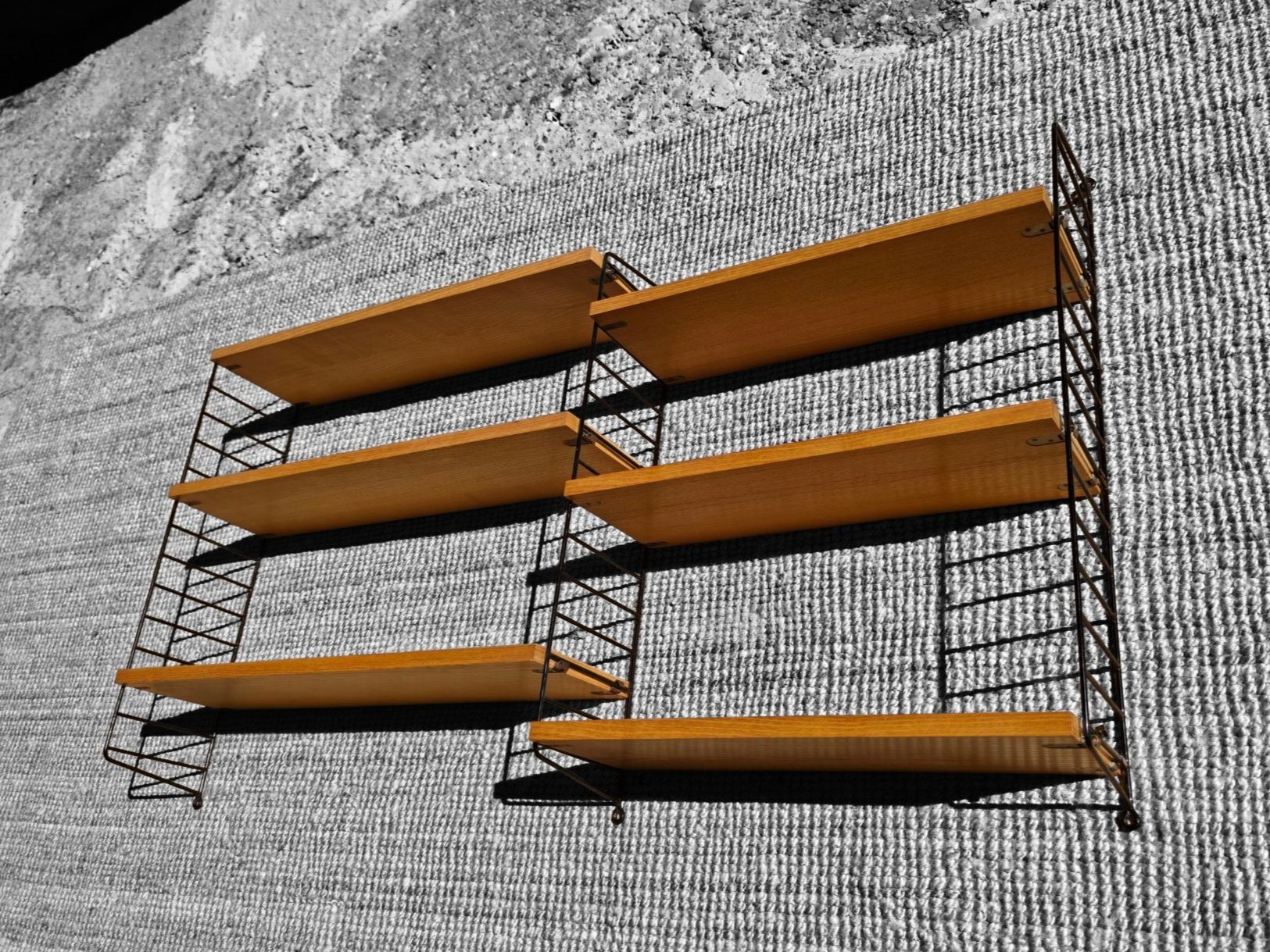 String Scaffali: Originales  Mid Century Stringregal  Esche – Usato da Haslen AI venduto da Vintagelix