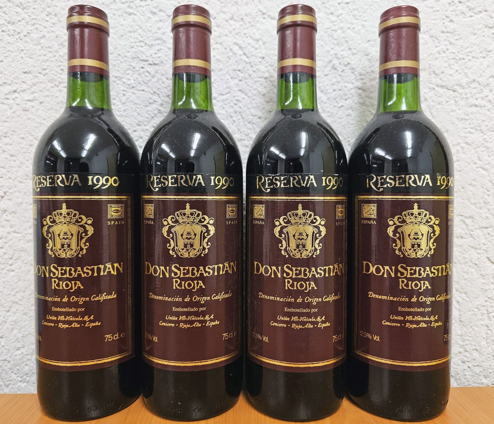 Rioja Vino: Rioja Don Sebastian Reserva 1990 – Nuovo e nell'imballaggio originale da Bernex venduto da MarkusShultz