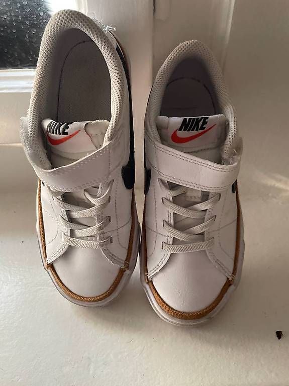Nike Scarpe per ragazzi: Nike baskets taille 30 – Usato da La Chaux-de-Fonds venduto da tuoro25 3