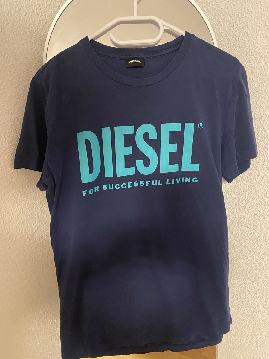 Diesel T-shirt: Diesel T-Shirt   – Usato da Freienstein venduto da Ale_47_2