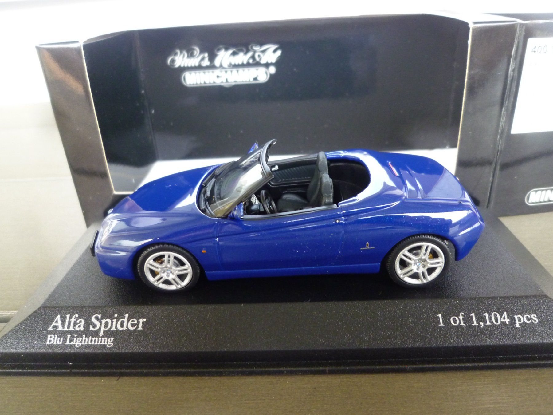 Alfa Romeo Modellini d'auto: Alfa Romeo Spider (2003) – Nuovo e nell'imballaggio originale da Flawil venduto da Imperiosud 4