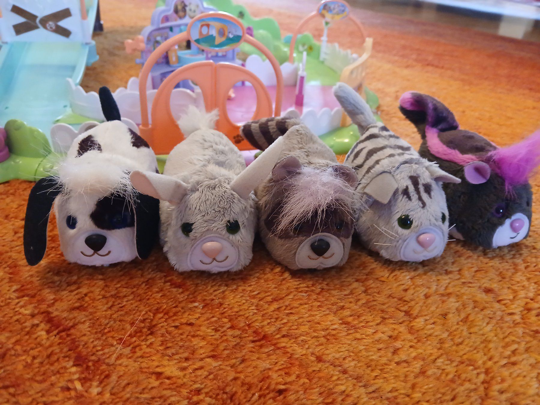 Giocattoli: FurReal Friends Bahn und Figuren – Usato da Bärschwil venduto da kik_c28v 3