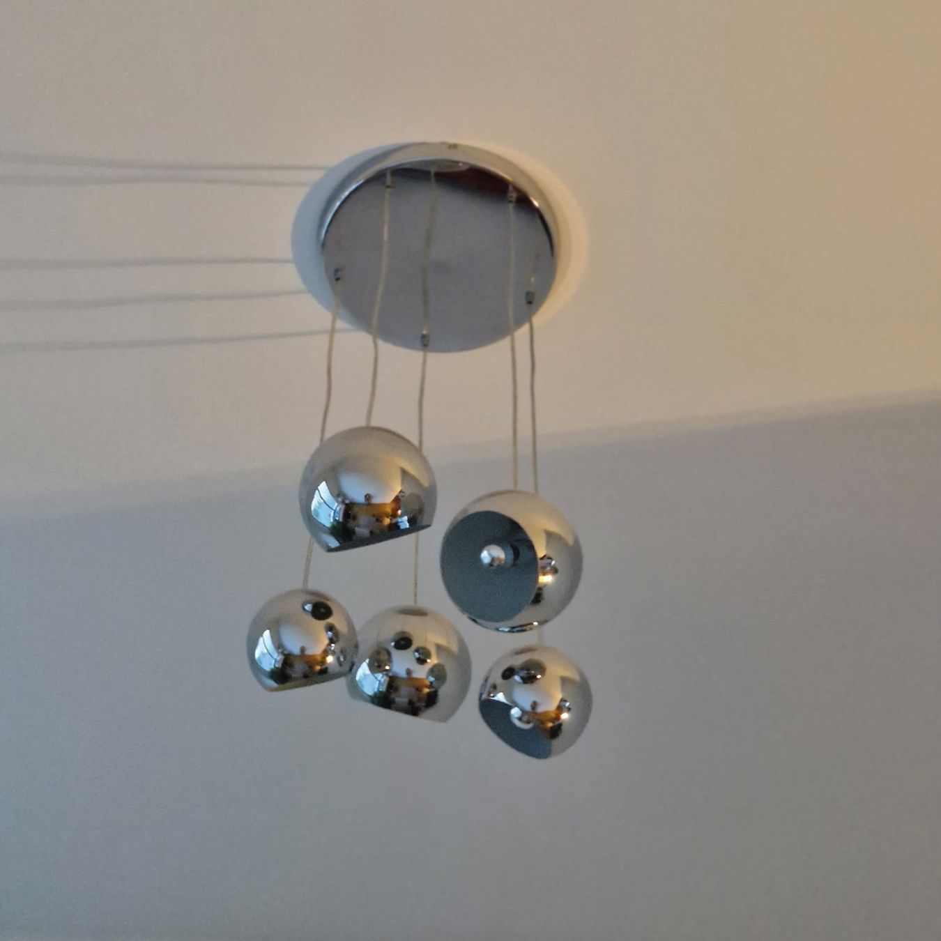 Lampadari & plafoniere: Kaskaden-Pendelleuchte im Space-Age-Design – Usato da Zürich venduto da monikahaefliger 6
