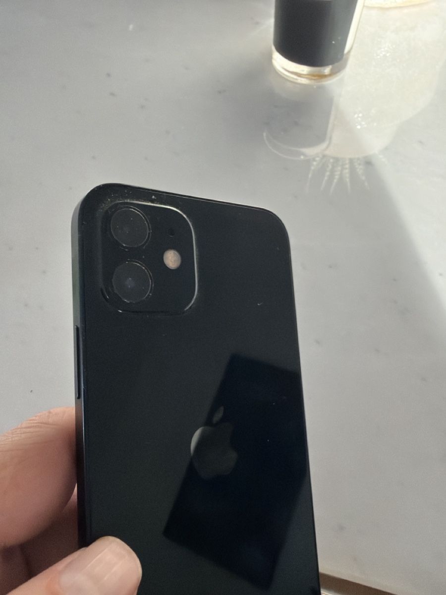 Apple Telefoni cellulari / Smartphones: Apple iPhone 12 mit 64 GB – Usato da Wettswil venduto da Venice3 4