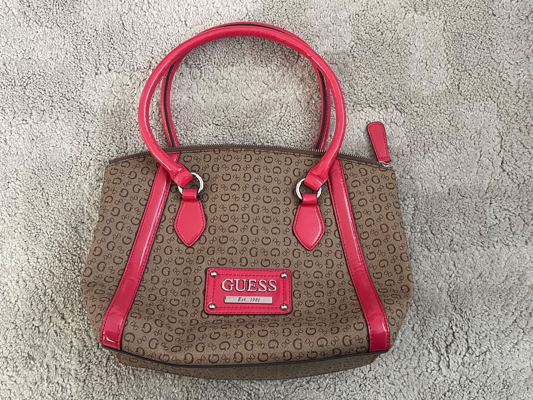 Guess Taschen für Damen: Guess handtasche – Neu (gemäss Beschreibung) aus Wilen b. Wollerau von Marvinh2g2 1