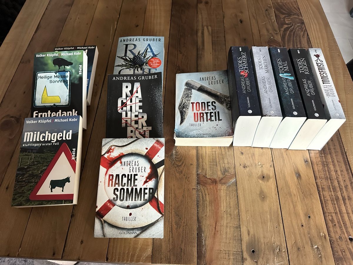 Libri: Krimi Buchpaket gebraucht – Usato da Hombrechtikon venduto da 401arnold