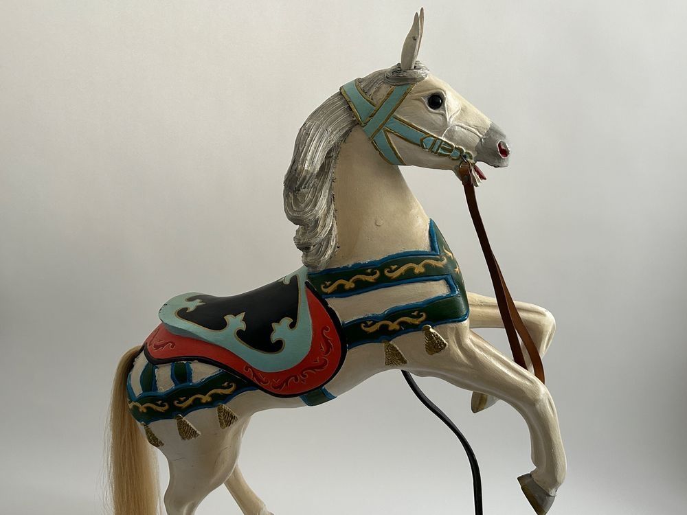Sculture & Statue: karusselpferd cheval – Usato da Bure venduto da 5U276C 1