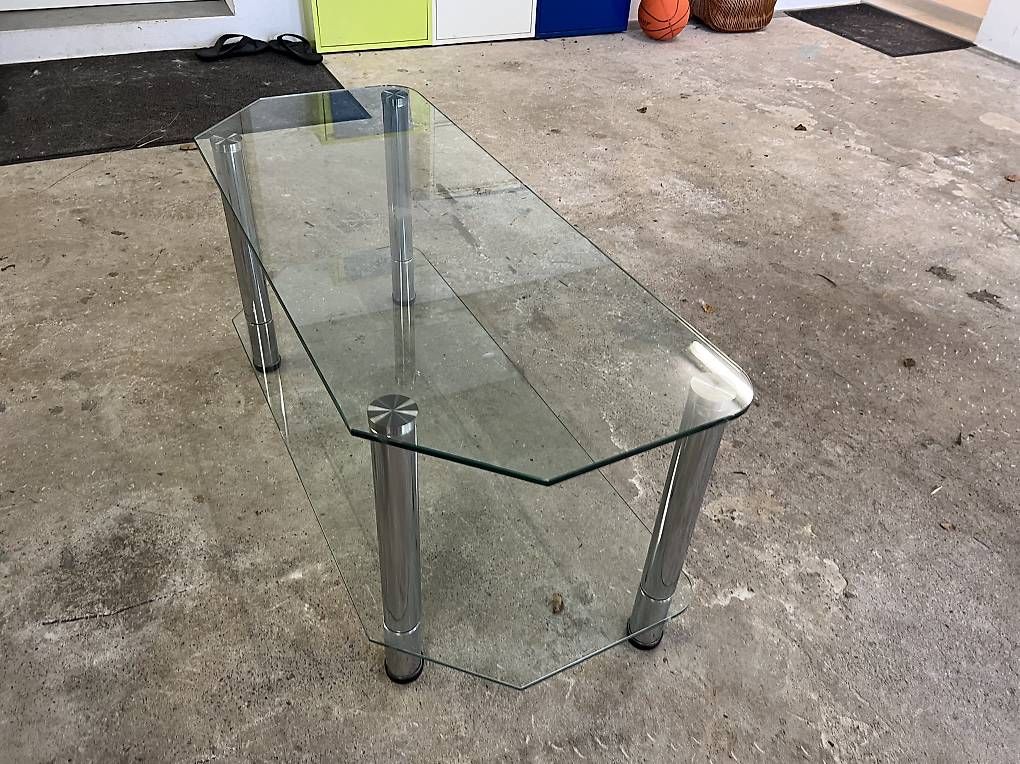 Mobili TV: Meuble télé en verre – Usato da Bossonnens venduto da Leonardaeby 2