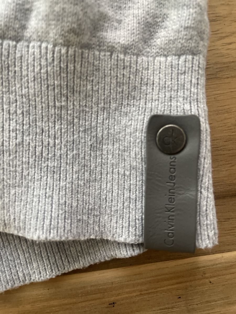 Calvin Klein Maglioni & Felpe: Calvin Klein Jeans Pullover Gr. S, Grau, Herren – Usato da St. Gallen venduto da Jigarii 3
