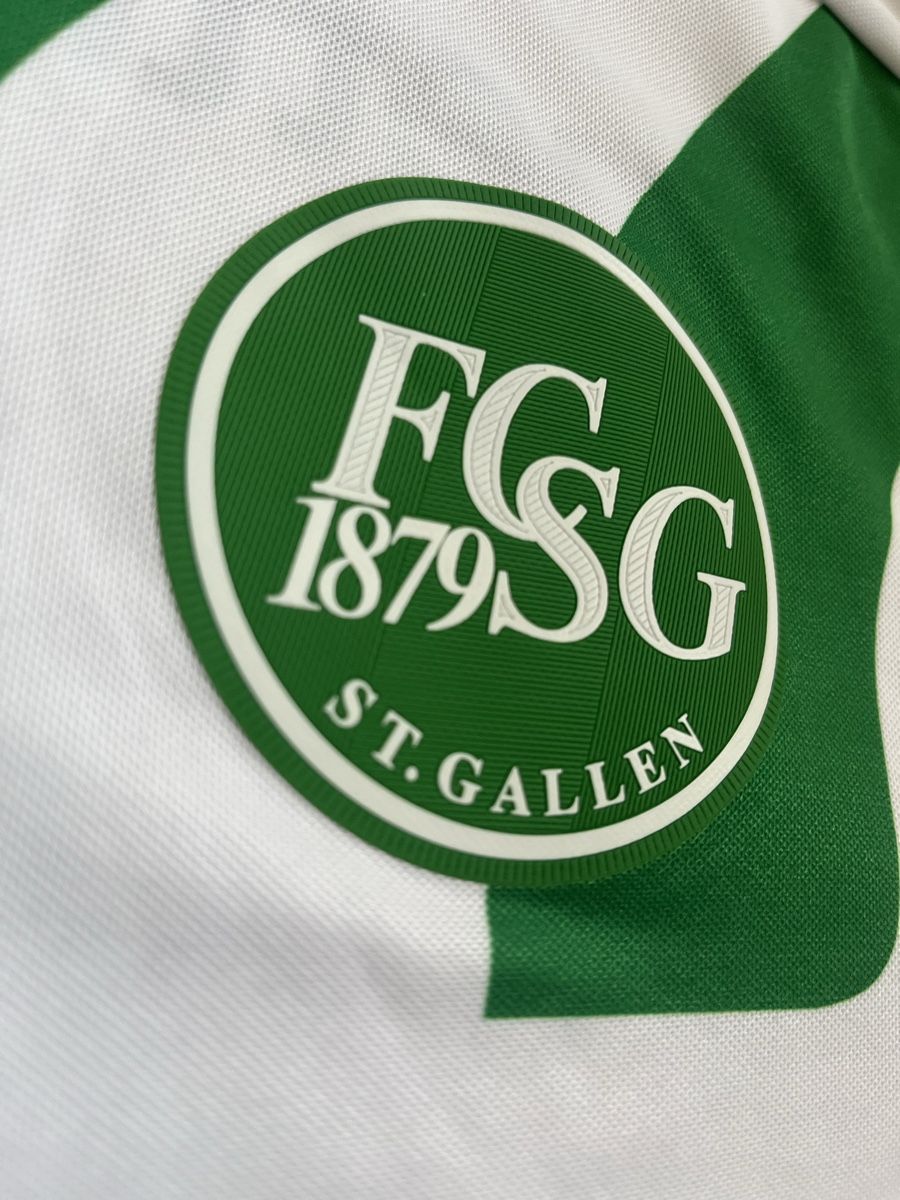 Jako Canottiere & Pantaloni: Everton Trikot St.Gallen 2015/16 M – Usato da Burgdorf venduto da Shirtsy 2