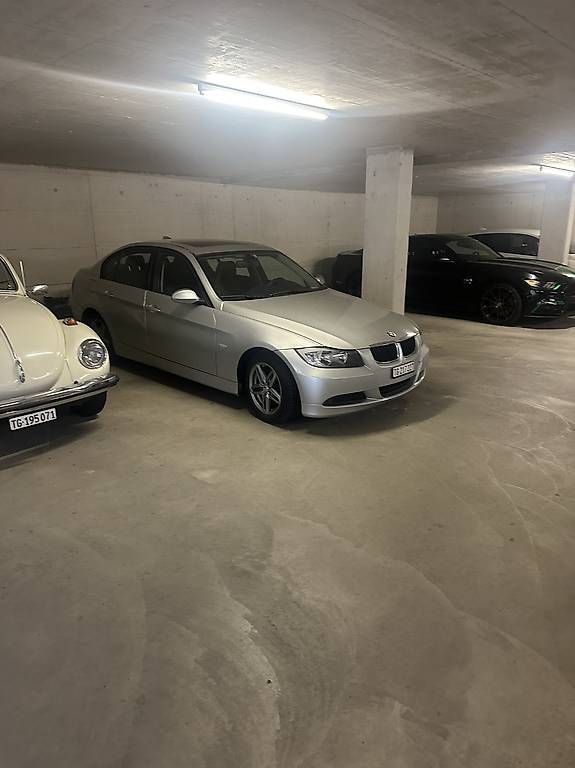 BMW Autos: BMW 320d e90 – D'occasion à Eschenz par kos_262w