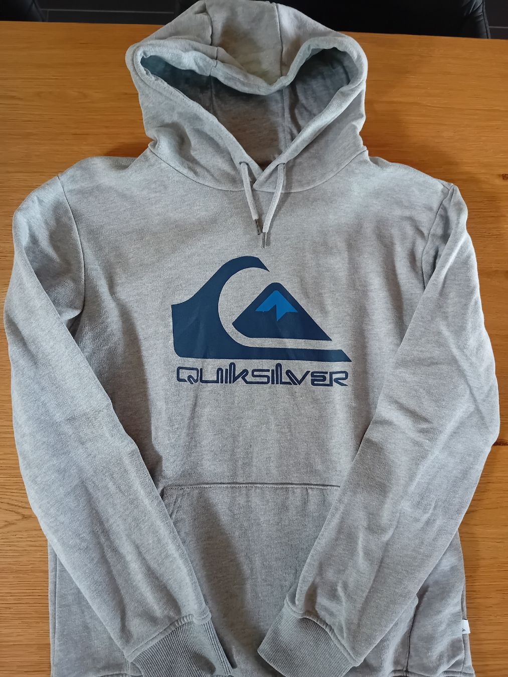 Quiksilver Pulls & Sweat-shirts: Quicksilver Kaputzenpulli – D'occasion à Chur par jk.84