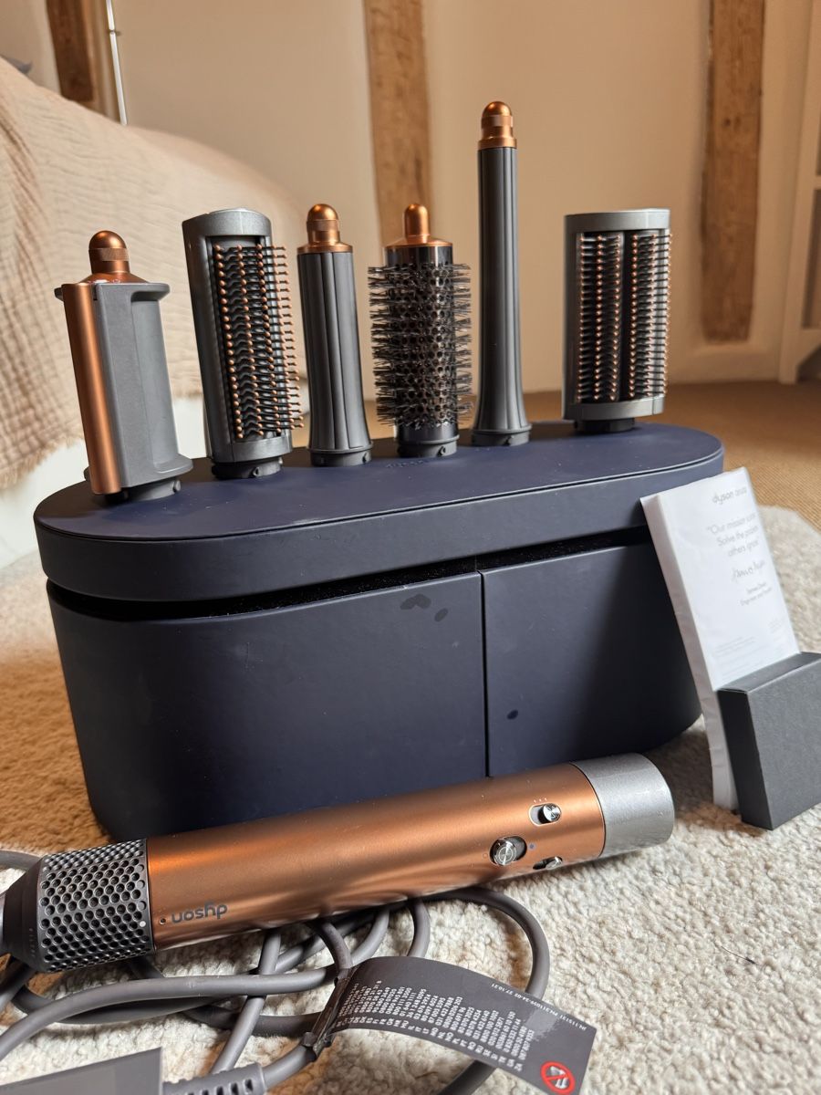 Dyson Asciugacapelli: dyson airwrap complete – Usato da Grüningen venduto da stellagolightly
