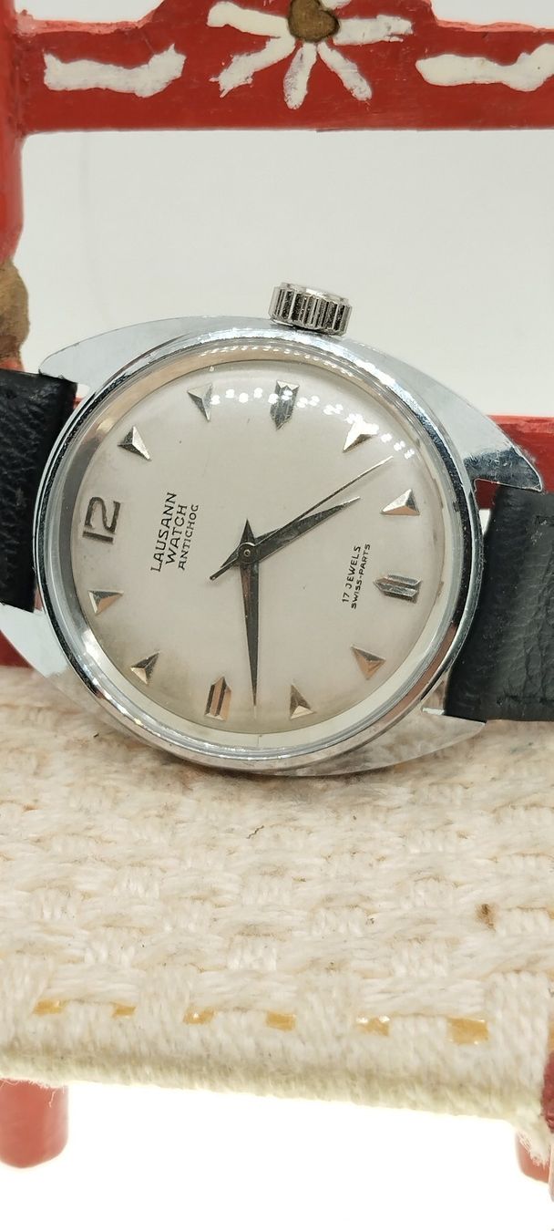 Montres: montre lausann – D'occasion à La Chaux-de-Fonds par jac_9llg 1