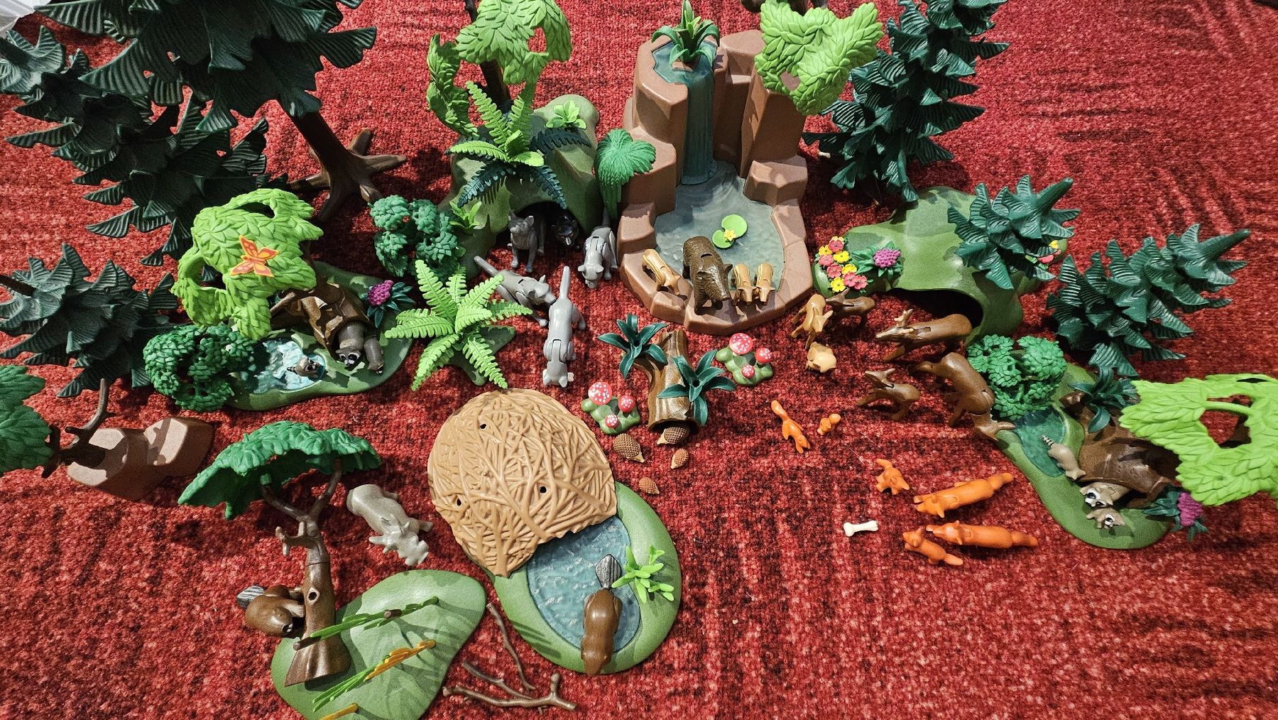 Playmobil Giocattoli: Playmobil Wald mit vielen Waldtieren – Usato da Rudolfstetten venduto da Hoppel17