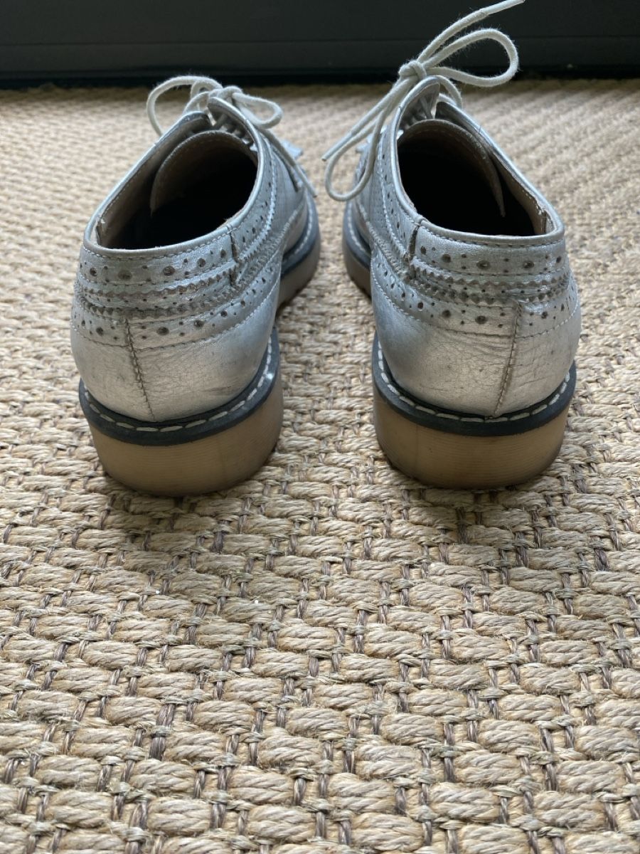 Scarpe da donna: Sneakers silver 38 – Usato da Davesco-Soragno venduto da Chichijango 3