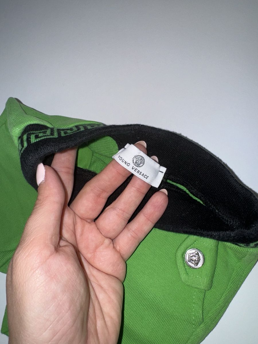 Versace Hosen: Versace Young Kids Shorts, Gr. 3 Mt. – Gebraucht aus Frenkendorf von banemk12 2