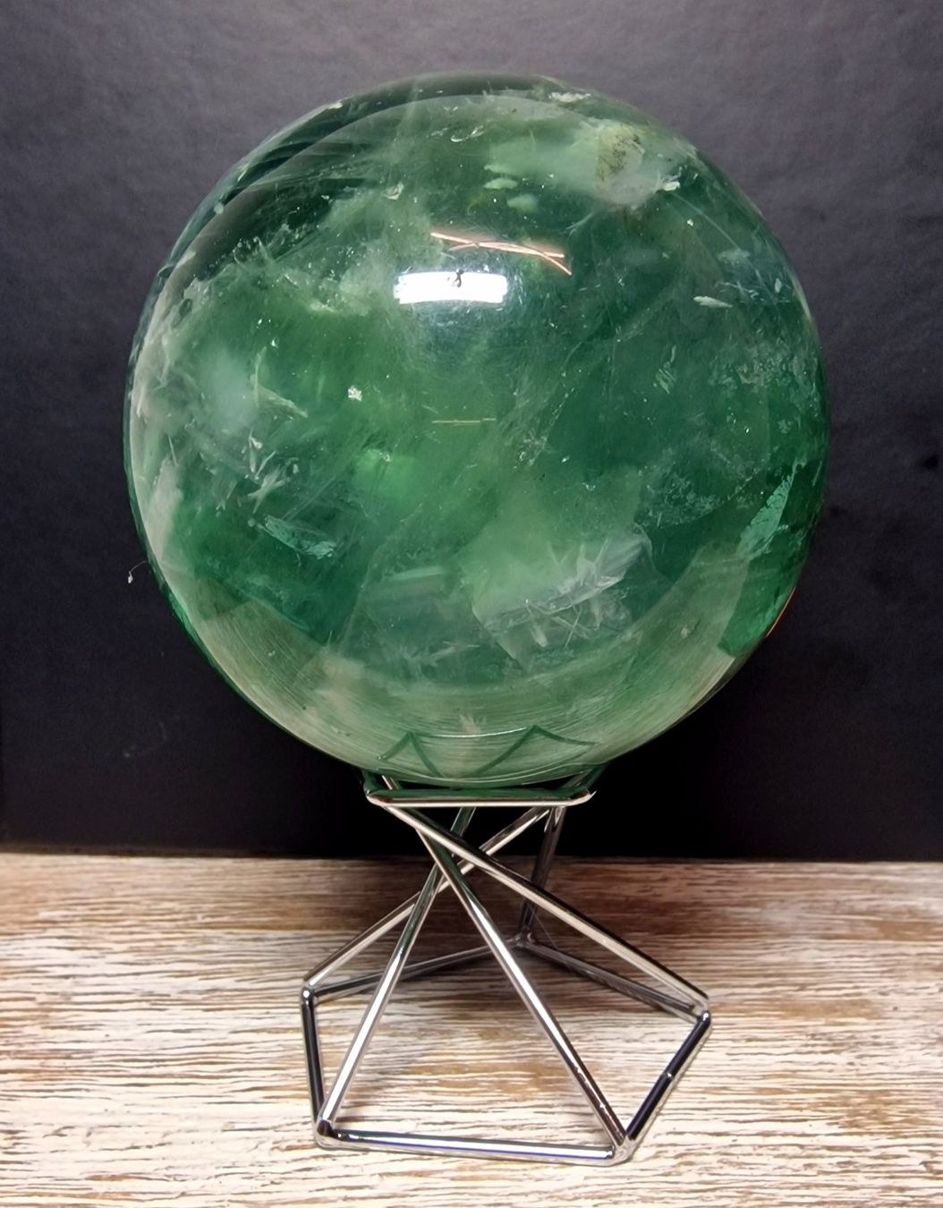 Minerali & Pietre curative: Wunderbare Federfluorit Kugel 78mm 780g – Nuovo (secondo la descrizione) da Matzingen venduto da Shay_Crystalz 1