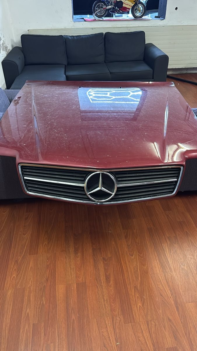 Mercedes-Benz Toutes les pièces auto: W124 Motorhaube SEC look  – D'occasion à Münchenbuchsee par petrov7 1