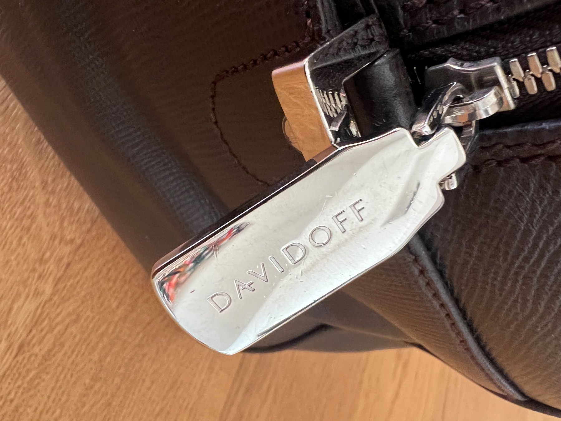 Zigarren: Tasche DAVIDOFF Weekender – Gebraucht aus Engelberg von bel_5zn2 6