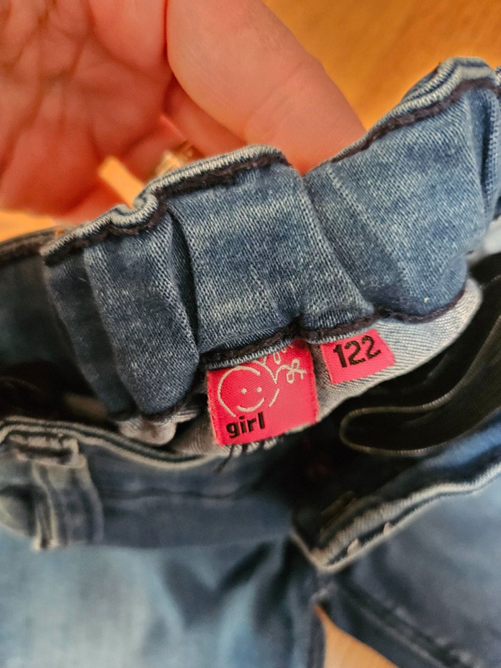 Pantalons: Mädchen Jeans 122 – D'occasion à Hünenberg par lexli06 1