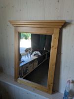 Miroir bois massif (cerisier) avec cadre mouluré 90cm x 70cm