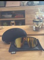 Oakley sutro lite