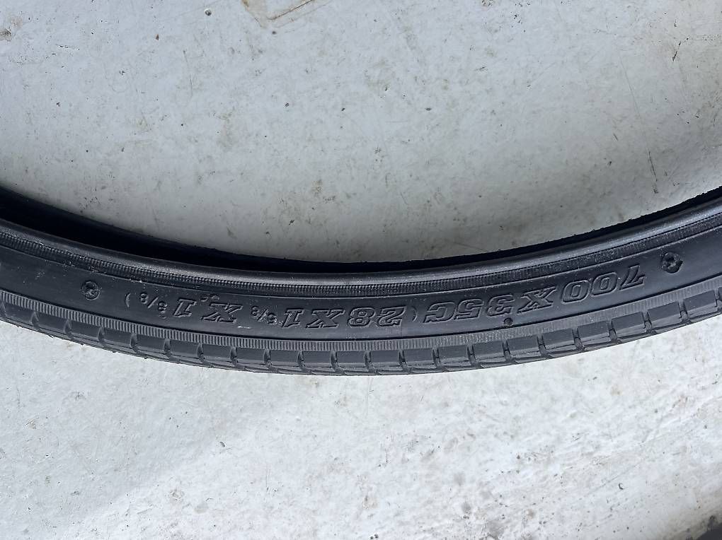 Pezzi di ricambio: Fahrradreifen 700x35C – Usato da Ruggell venduto da bwi_k5zs 4