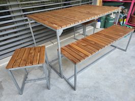 Gartentisch Set Holz mit Metallgestell,  gebraucht