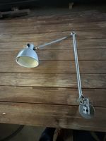 Hellgraue BAG Turgi Lampe 1930er