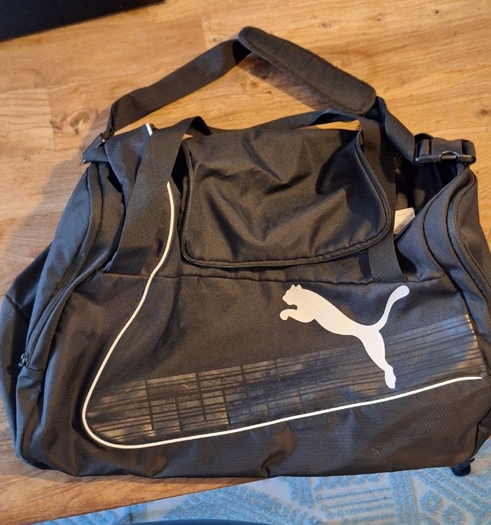 Borse: Puma Sporttasche schwarz, viel Stauraum – Usato da Zürich venduto da Sibili