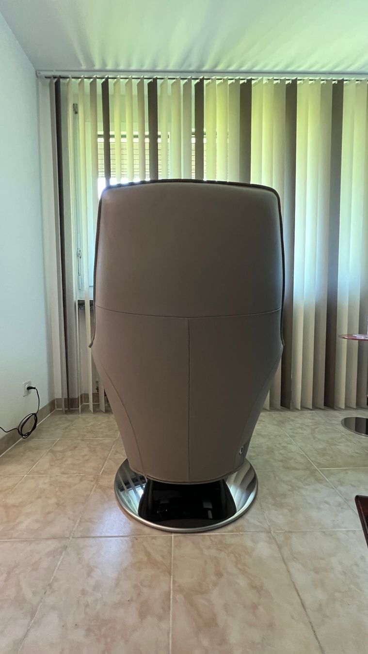 Poltrone: Relaxsessel "Twice" Leder elektrisch mit Akku – Usato da Binningen venduto da Soraya267 4