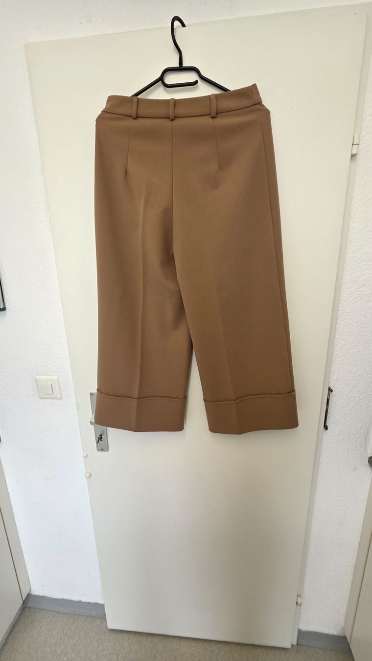Hosen: Hose – Gebraucht aus Dübendorf von Jolenia 1