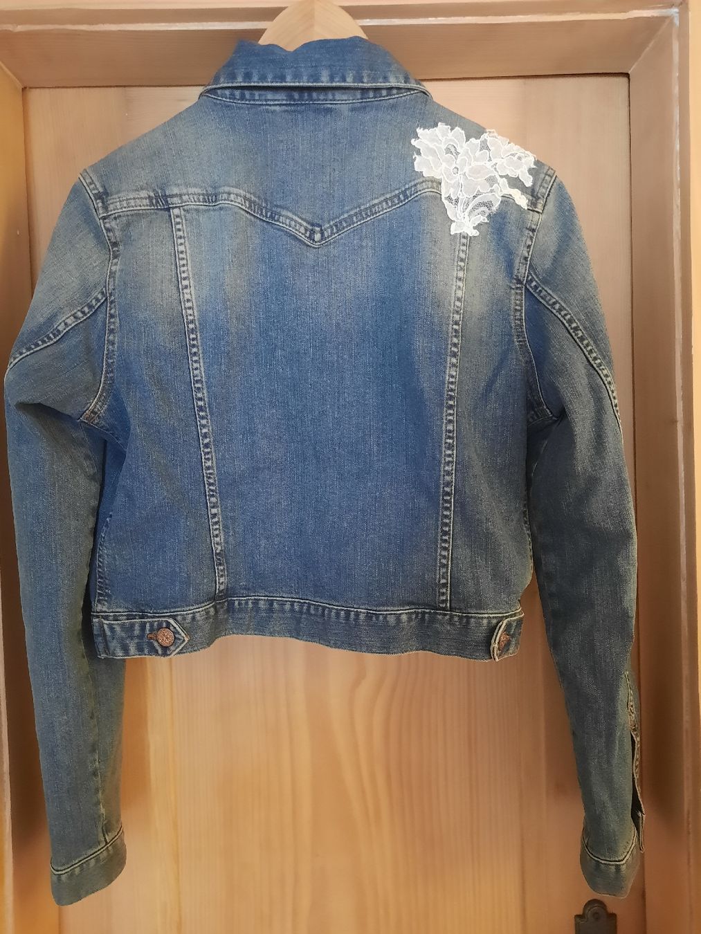 Giacche: Lindegger Jeansjacke "Küss die Braut" - Gr. 46 – Nuovo (secondo la descrizione) da Unterterzen venduto da elebo 3