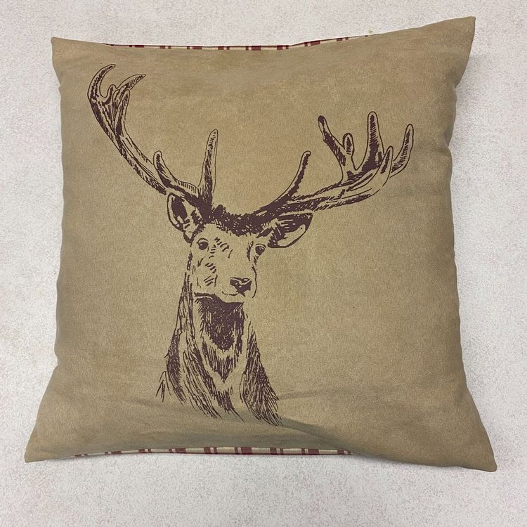Erstaunlich Hirsch Kissen Depot Ebenbild