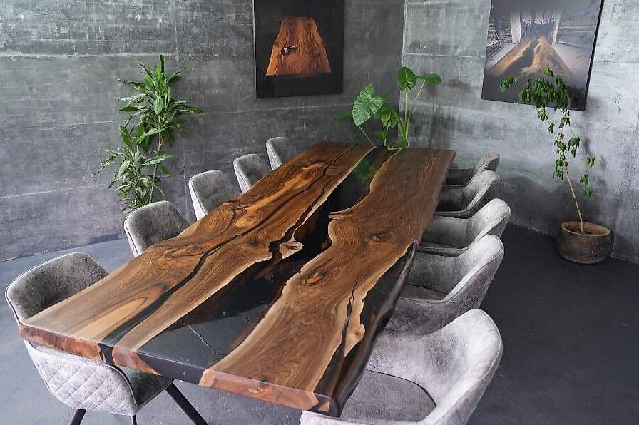 Tavoli: River Table aus Nussbaum - Handgefertigtes Unikat – Usato da Walchwil venduto da Swissdesign_Haag 8