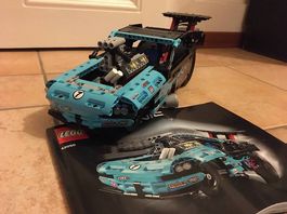 Lego Technic : Drag Racer 42050 + moteur 8293