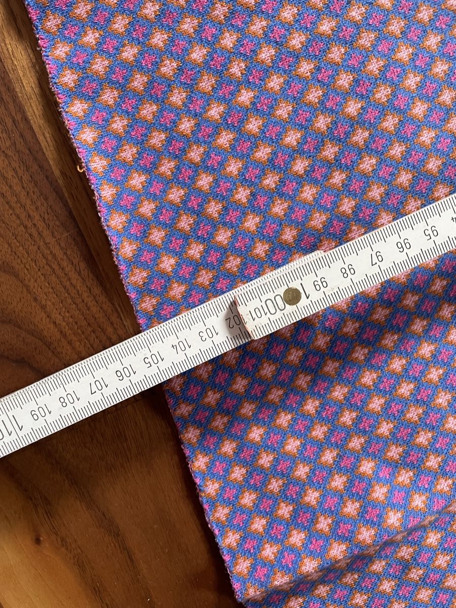 Tessuti: Jacquard-Stoff, Rautenmuster 140x105cm – Nuovo (secondo la descrizione) da Fehraltorf venduto da Nadja0205 4